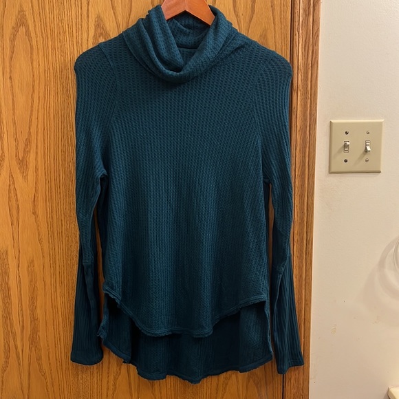 Free People We The Free Kristina Long Sleeve Thermal in Green - Picture 2 of 6